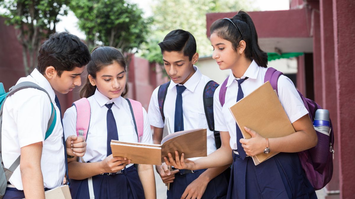 பள்ளி அசம்பிளி செய்திகள் இன்று - ஆகஸ்ட் 10: உங்களுக்காக தேர்ந்தெடுக்கப்பட்ட முக்கிய தேசிய, விளையாட்டு மற்றும் உலகச் செய்திகள்