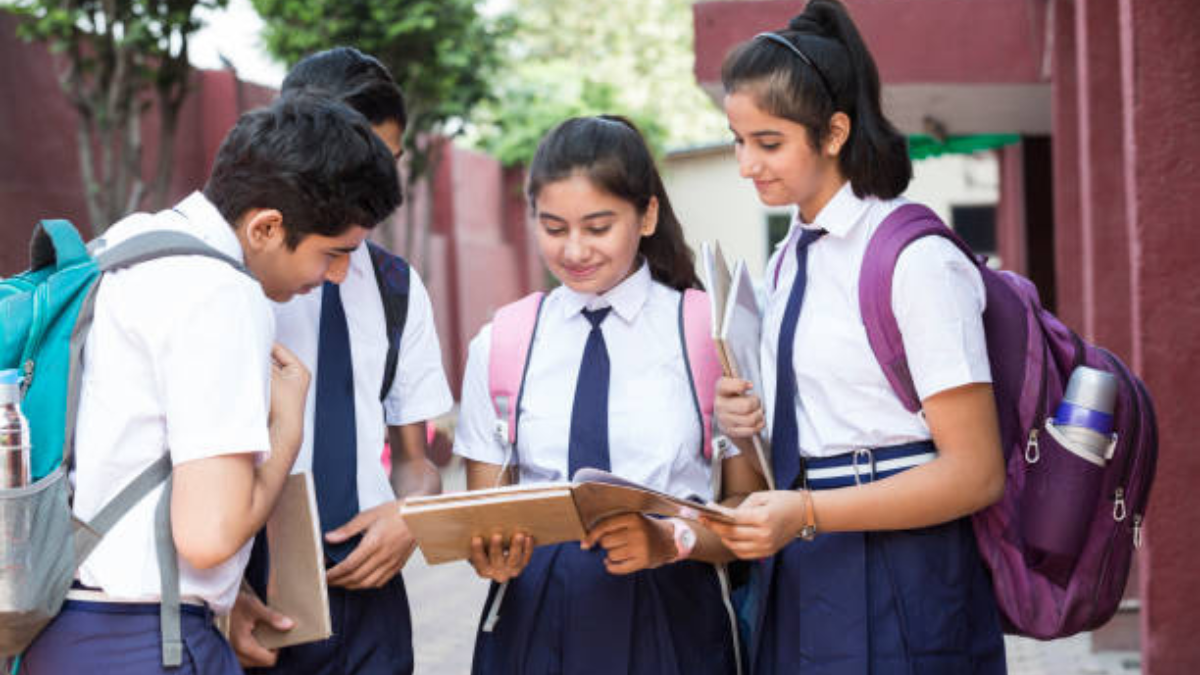 10th result students checking online