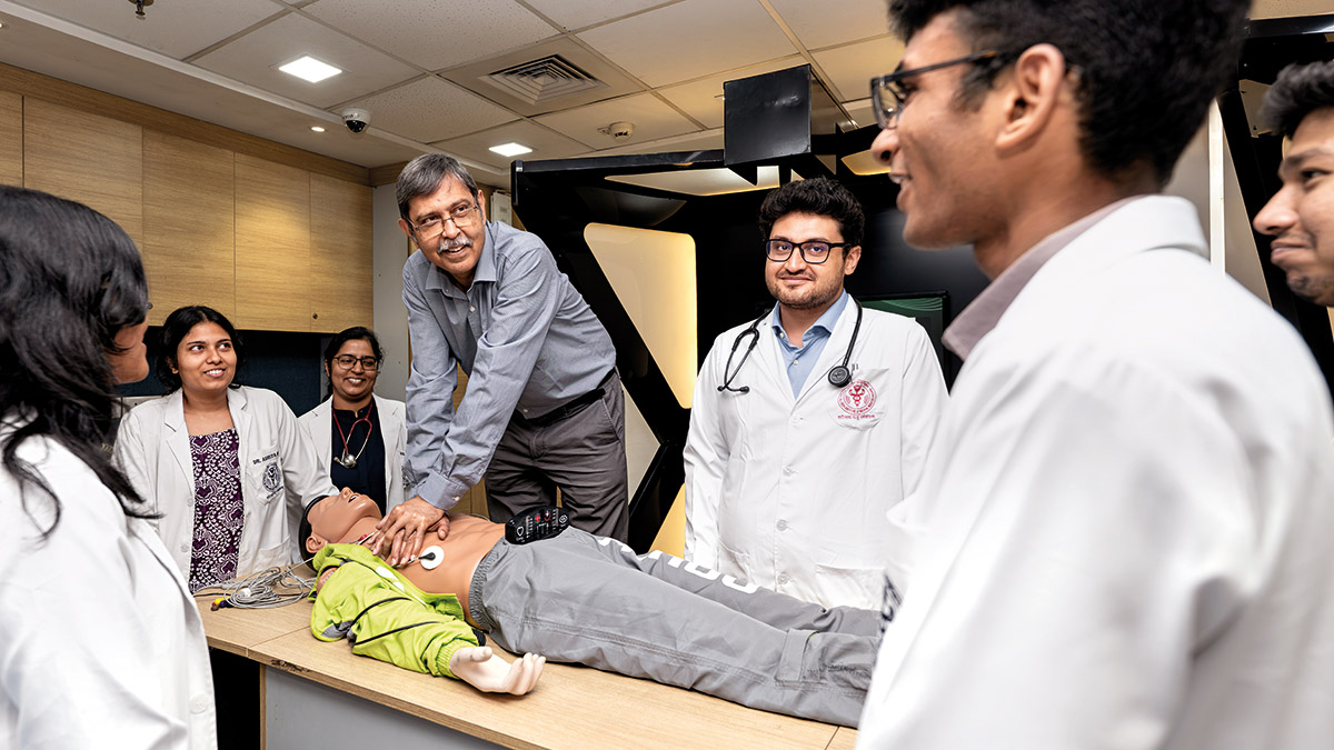 Medcal | At the pinnacle of medicine | All India Institute of Medical Sciences (AIIMS) New Delhi
